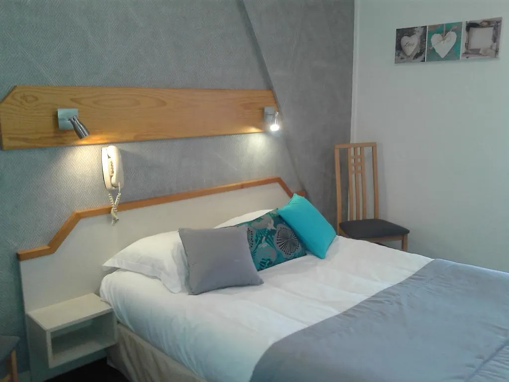 Logis Auberge Du Bon Cidre Fouesnant 2*,
