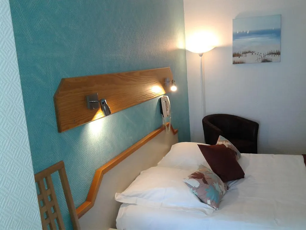 Logis Auberge Du Bon Cidre Fouesnant 2*,  France